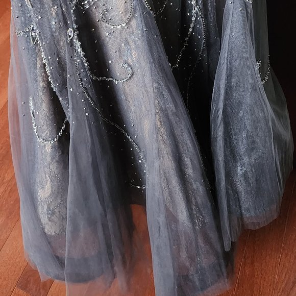 Ivonne D by Moncheri Bridal gown - Picture 6 of 10